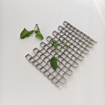 304 316L Stainless Steel Flat Wire Mesh Belt Easy to Clean For Food Washing Cooling
