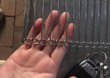 สายพานตาข่ายแบนแบบยืดหยุ่นสแตนเลสเกรดอาหารทำความสะอาดง่าย