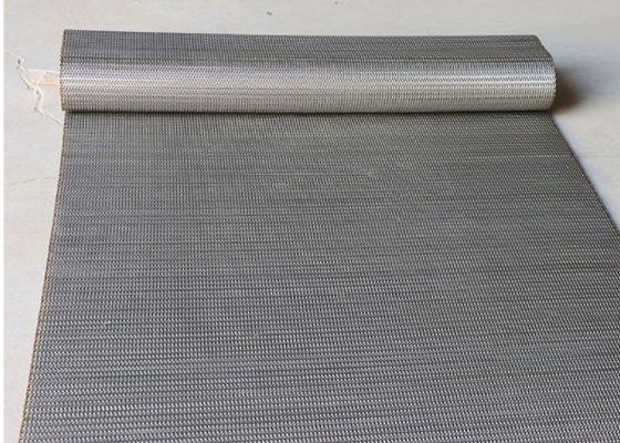 Welded Edge Sus310 สายพานลำเลียงสานแบบสมดุลสำหรับการหลอมท่อเหล็ก